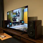 2 Floor Cozy House In Wisteria Jakarta Garden City